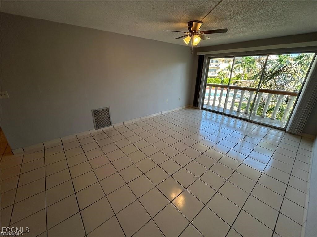 3706 Broadway #29 Fort Myers FL 33901 2025004724 image2