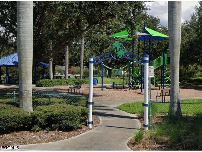 3706 Broadway #37 Fort Myers FL 33901 2026028292 image15