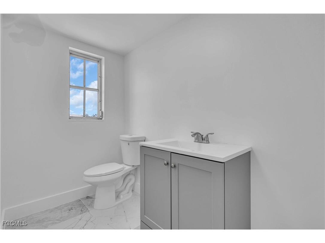 3706 Broadway #5 Fort Myers FL 33901 2025013423 image28