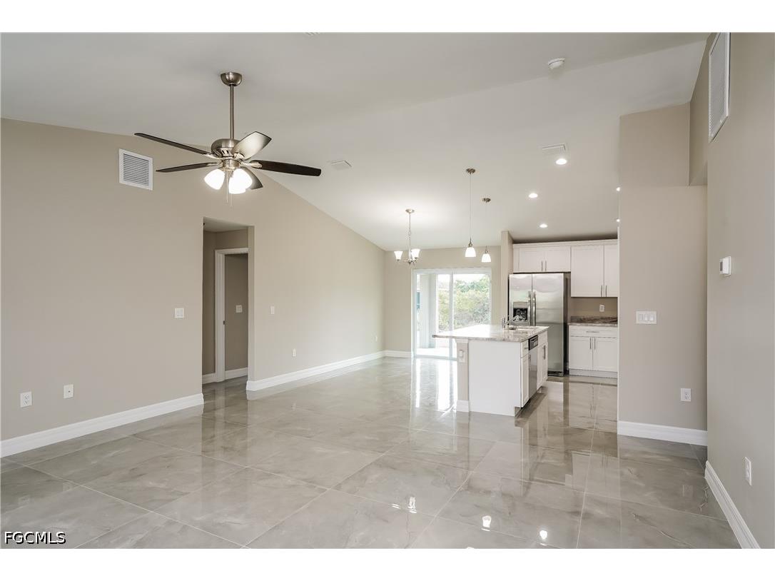 3707 10th Street SW Lehigh Acres FL 33976 2026015611 image3