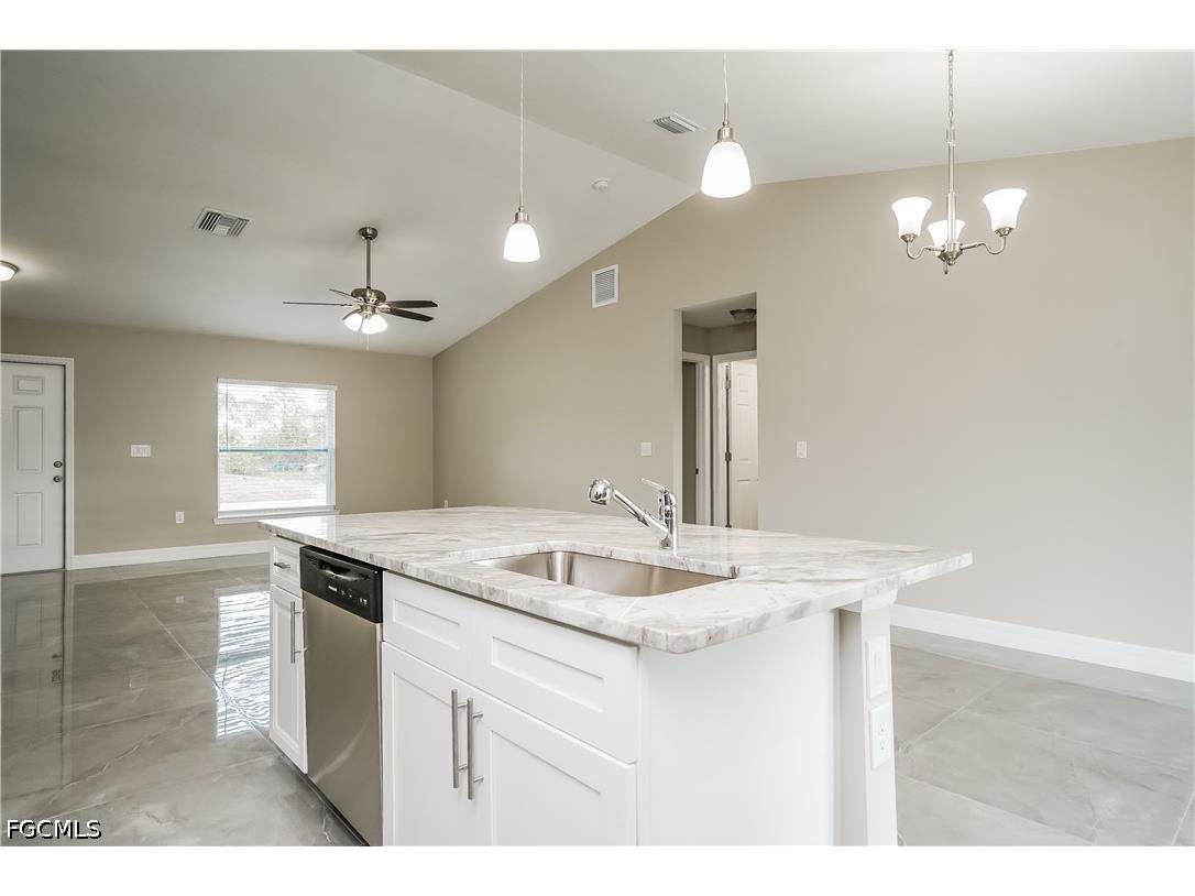 3707 10th Street SW Lehigh Acres FL 33976 2026015611 image6