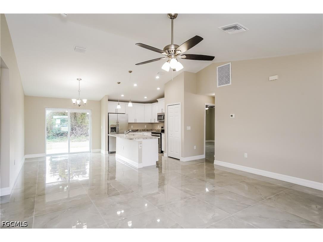 3707 10th Street SW Lehigh Acres FL 33976 2026015611 image7