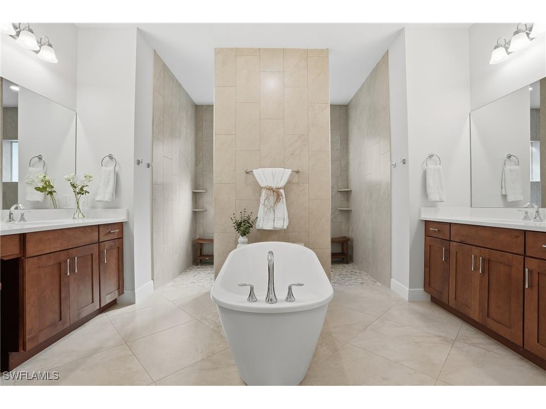 3707 5th Avenue SW Naples FL 34117 226004692 image18