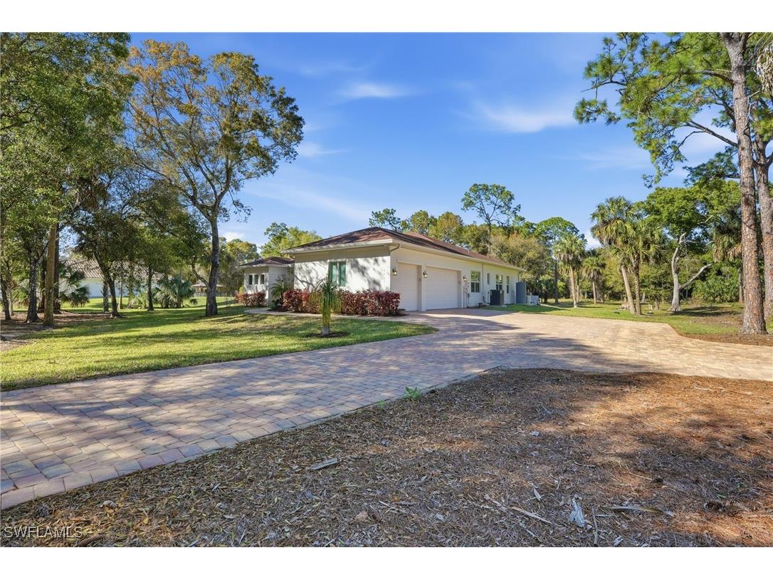 3707 5th Avenue SW Naples FL 34117 226004692 image45