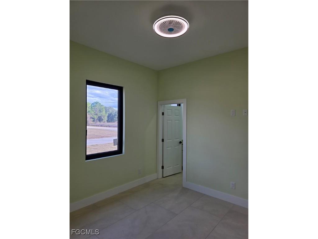 3707 E 15th Street Lehigh Acres FL 33972 2025015085 image11