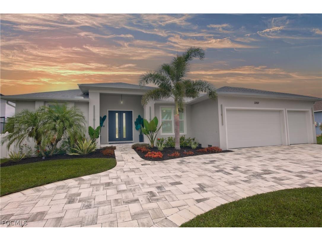 3707 Oasis Boulevard Cape Coral FL 33914 2026007794 image1