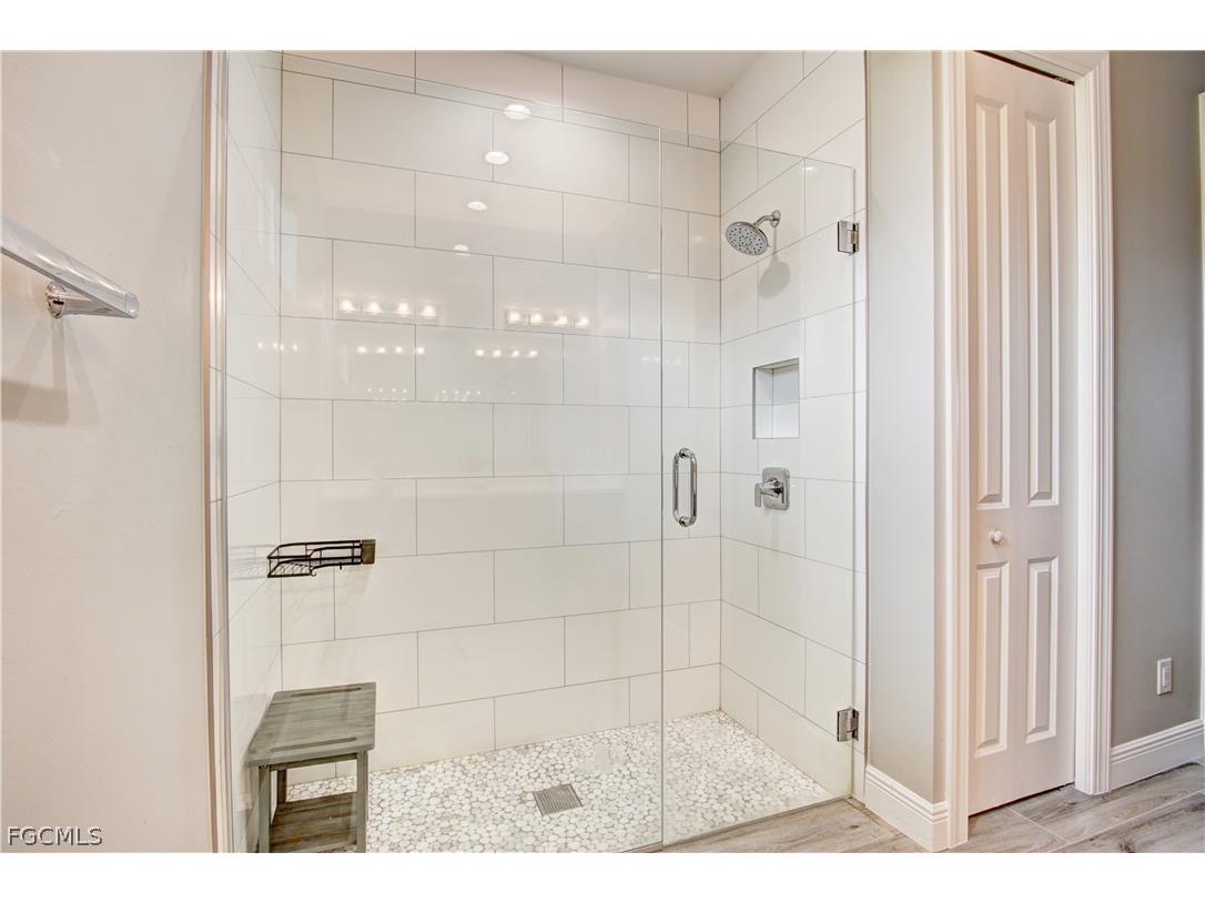 3707 Oasis Boulevard Cape Coral FL 33914 2026007794 image24