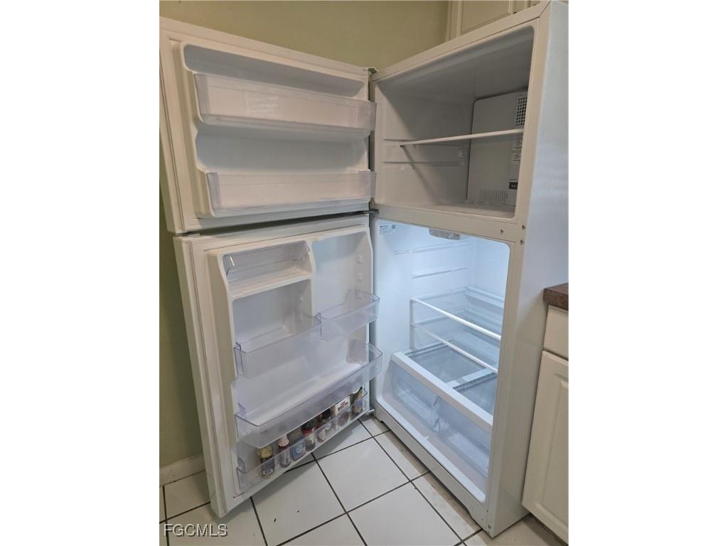 3707 SE 15th Place #1 Cape Coral FL 33904 2025005403 image16