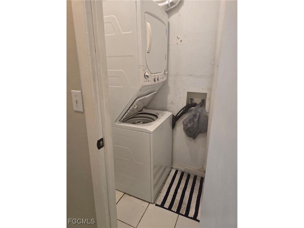 3707 SE 15th Place #1 Cape Coral FL 33904 2025005403 image19