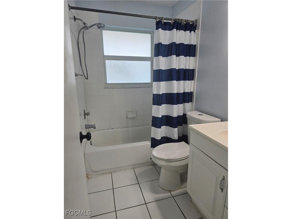 3707 SE 15th Place #1 Cape Coral FL 33904 2025005403 image25