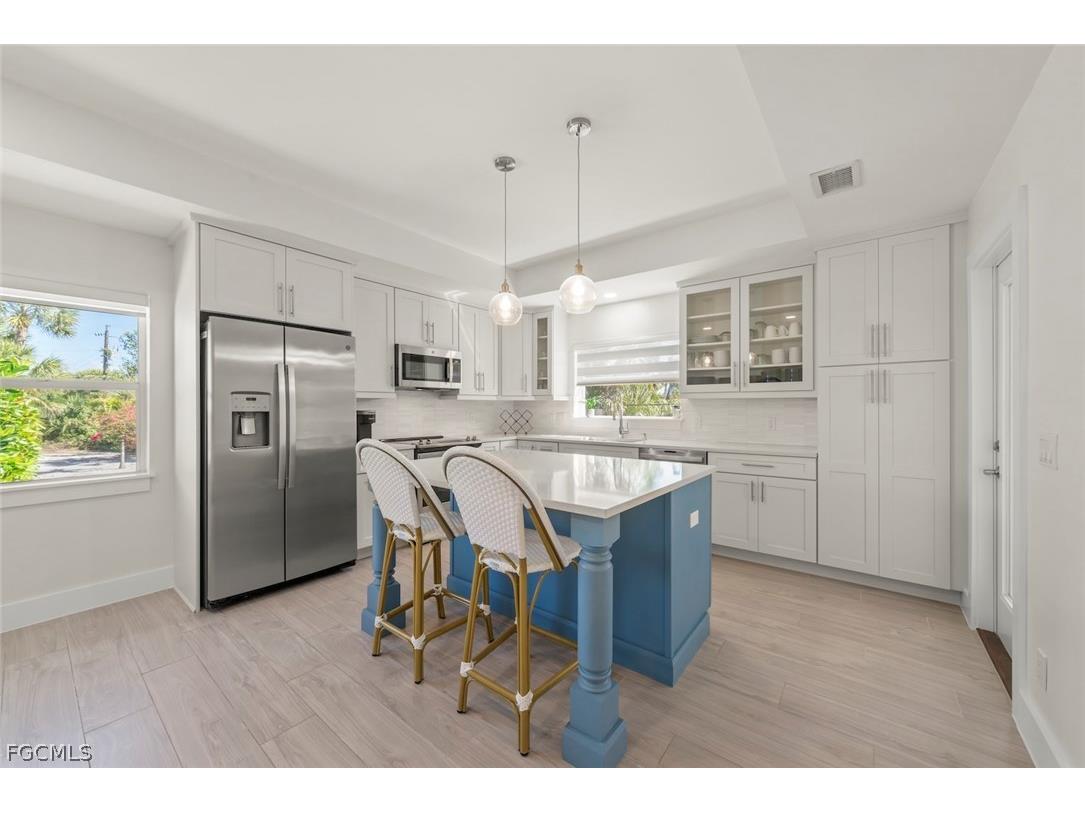3708 Agate Court Sanibel FL 33957 2026011694 image11