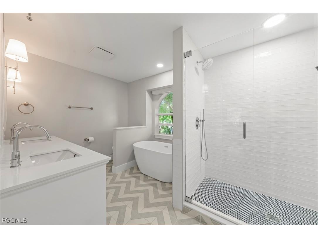 3708 Agate Court Sanibel FL 33957 2026011694 image23