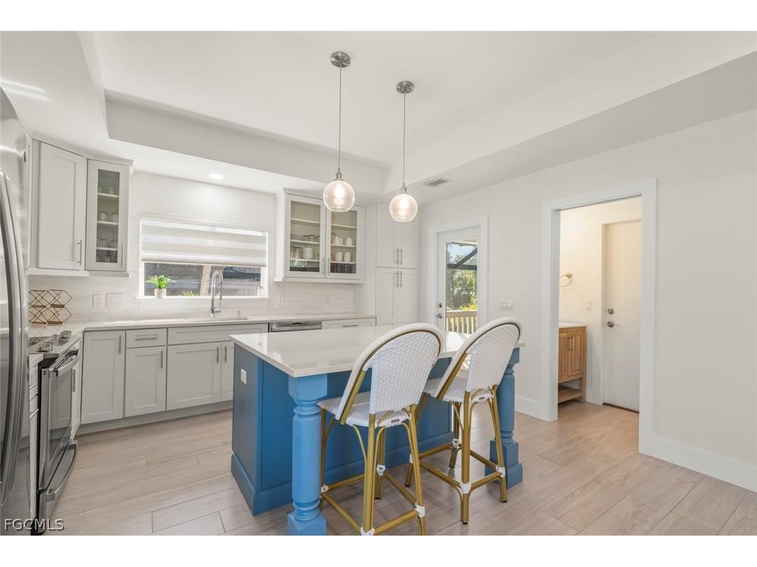 3708 Agate Court Sanibel FL 33957 2026011694 image3
