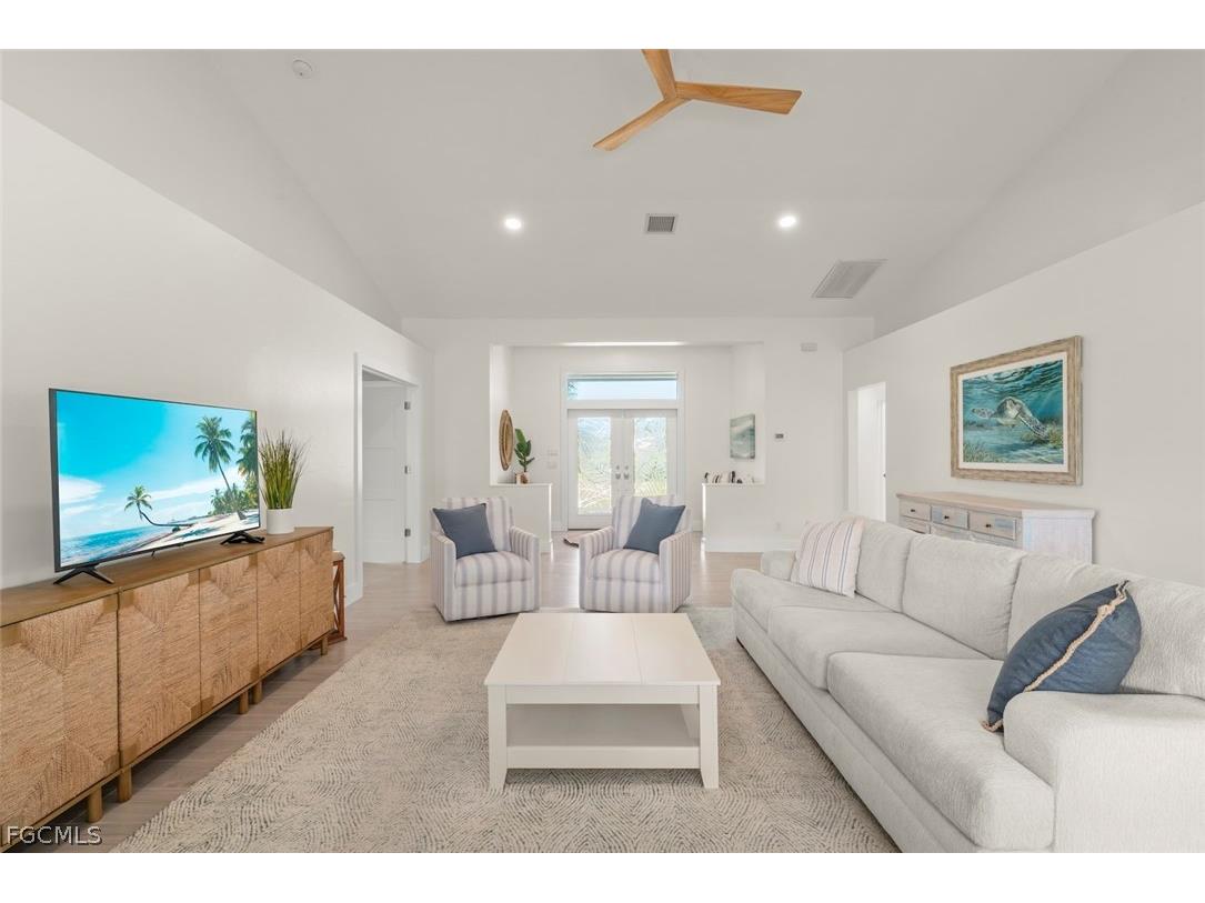 3708 Agate Court Sanibel FL 33957 2026011694 image8