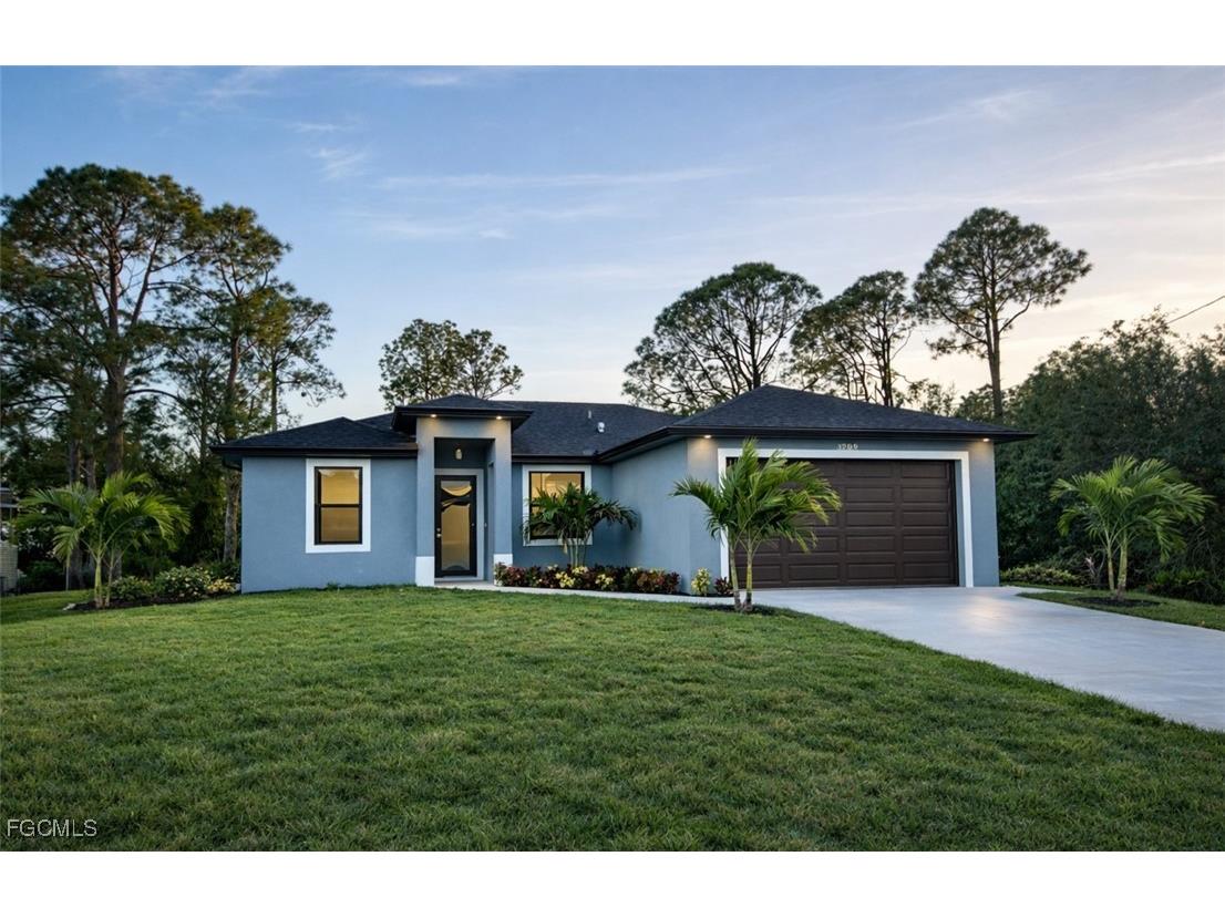 3709 37th Street SW Lehigh Acres FL 33976 2026003913 image1