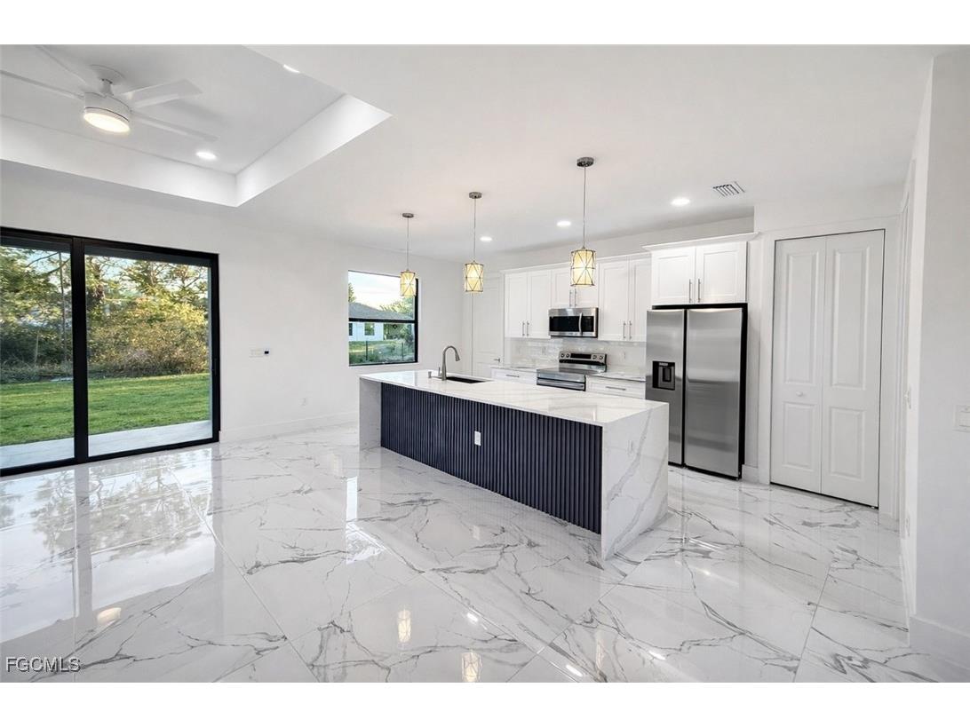 3709 37th Street SW Lehigh Acres FL 33976 2026003913 image3