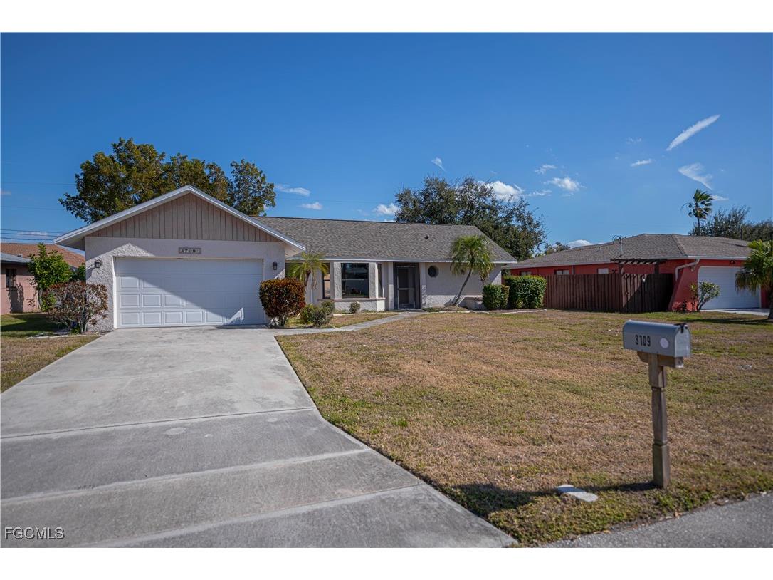 3709 SW 6th Place Cape Coral FL 33914 2026001942 image1