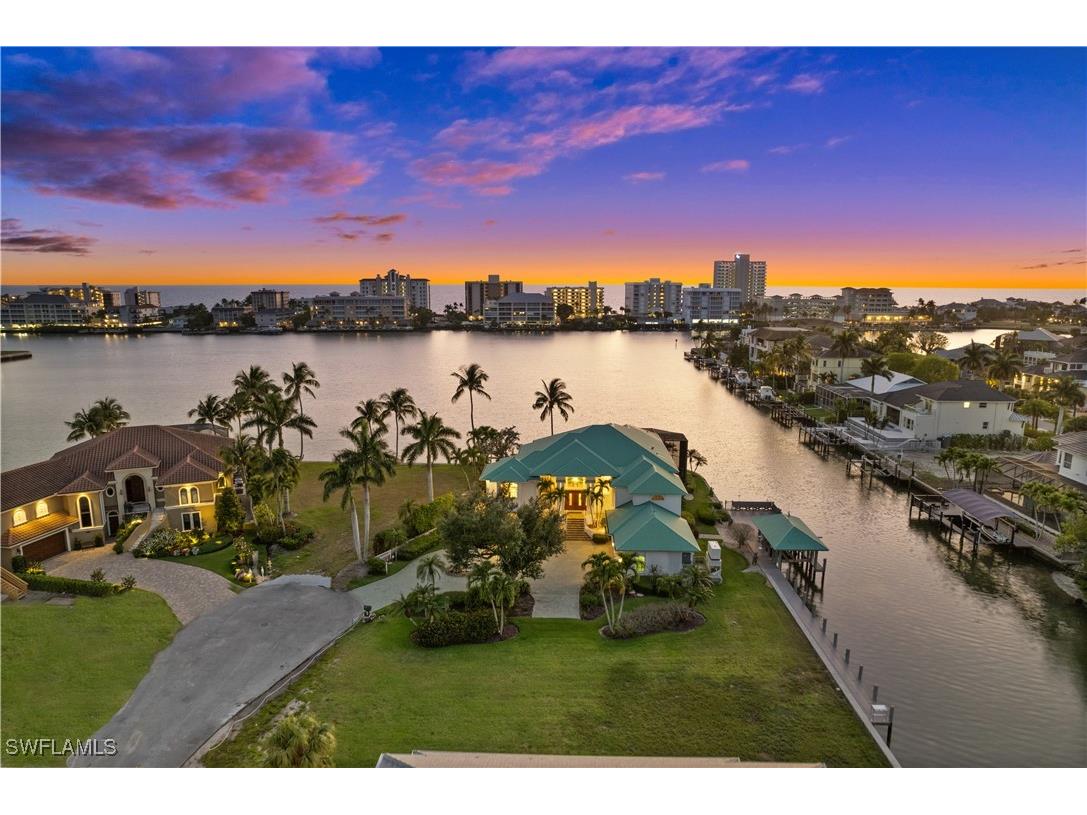 371 Bayside Avenue Naples FL 34108 225072095 image2