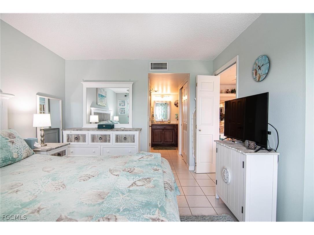 3711 Del Prado Boulevard S #8 Cape Coral FL 33904 2026013567 image17