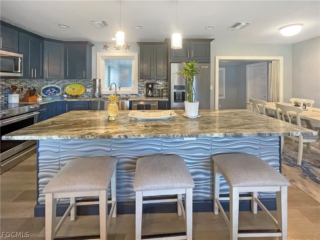 3711 Tangelo Drive Saint James City FL 33956 2026012180 image6