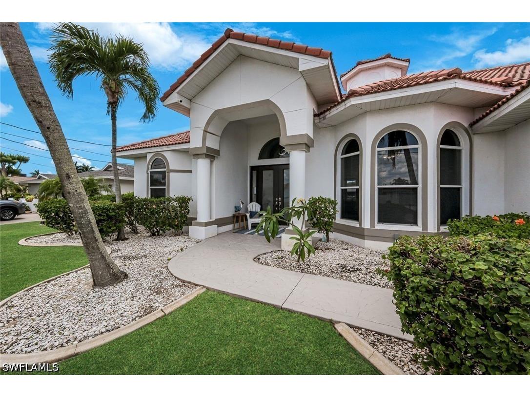3712 SE 17th Place Cape Coral FL 33904 226020007 image2