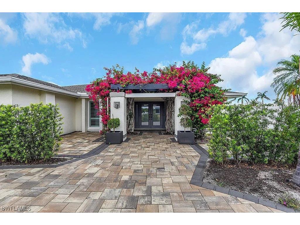 3712 SE 21st Place Cape Coral FL 33904 223049758 image1