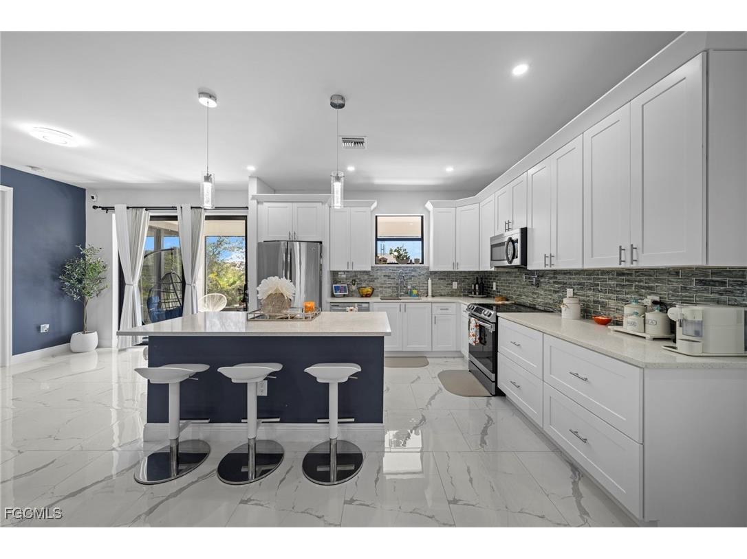 3713 25th Street SW Lehigh Acres FL 33976 2025014264 image10