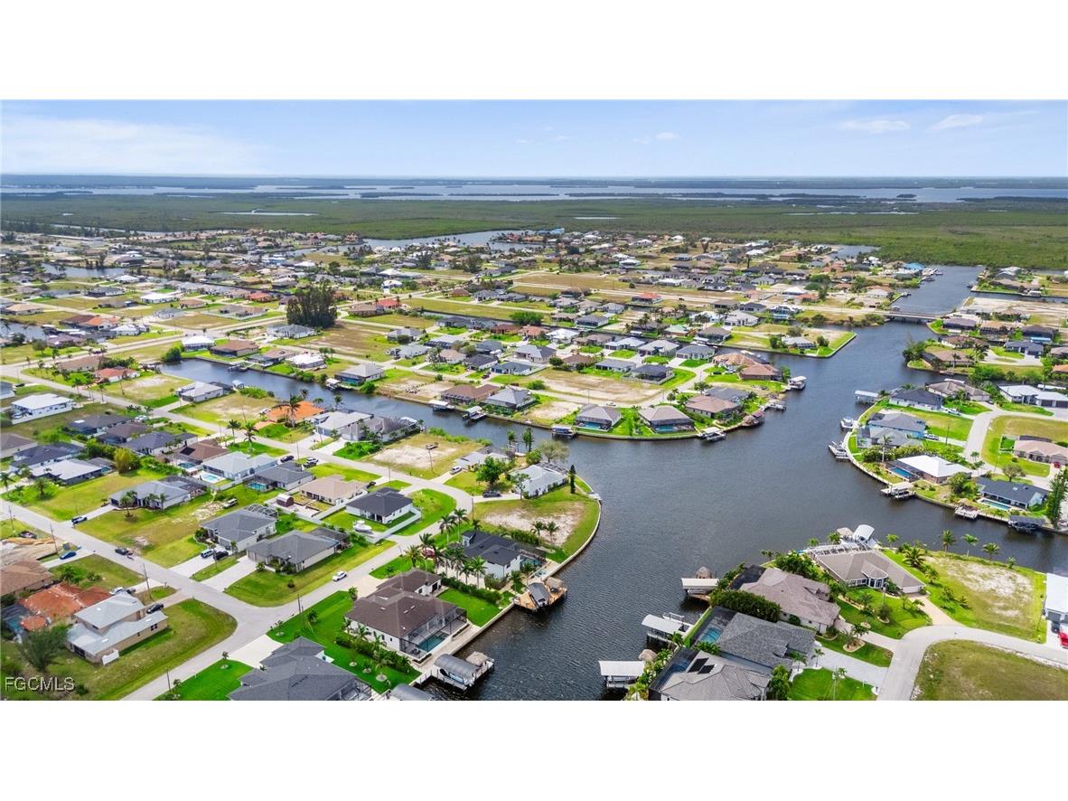 3713 NW 14th Street Cape Coral FL 33993 2025014729 image10