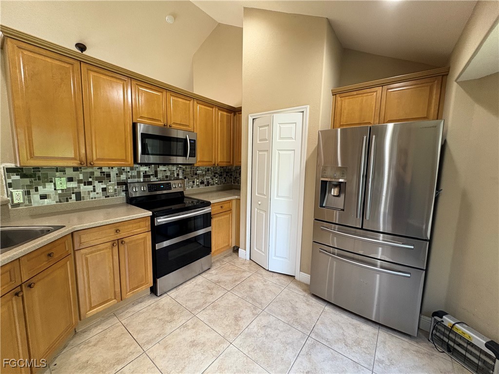 3714 NE 17th Avenue Cape Coral FL 33909 2025024432 image5