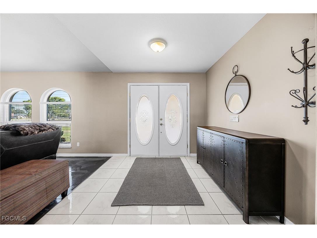 3714 Palm Tree Boulevard Cape Coral FL 33904 2025022458 image10