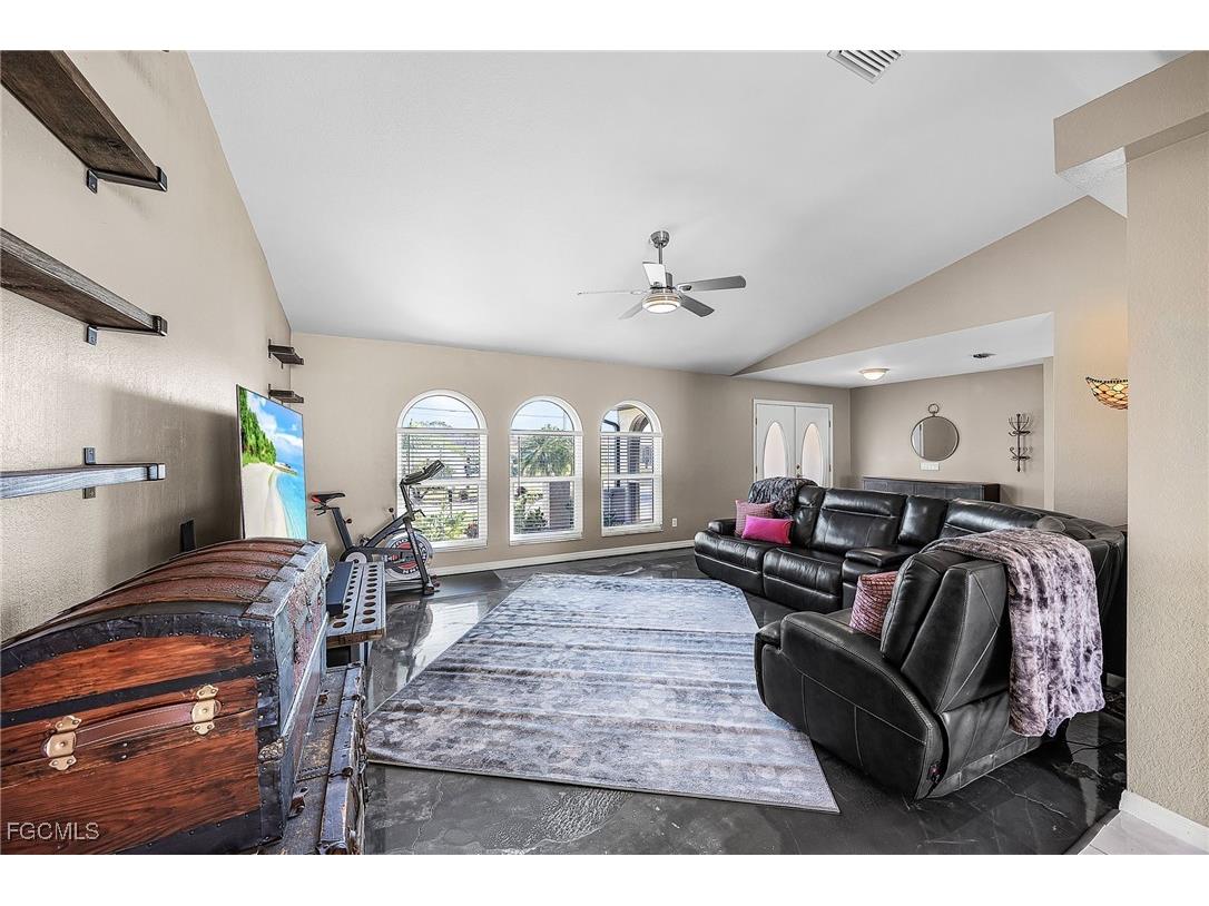 3714 Palm Tree Boulevard Cape Coral FL 33904 2025022458 image11