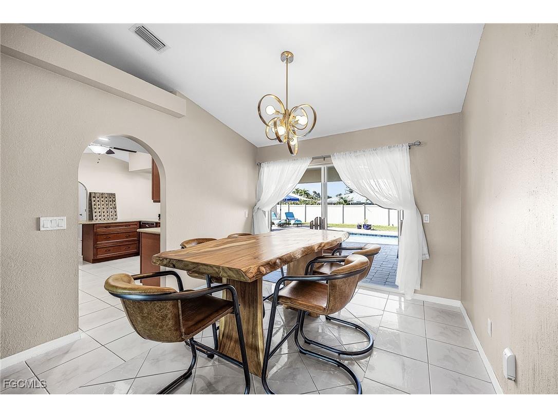 3714 Palm Tree Boulevard Cape Coral FL 33904 2025022458 image14