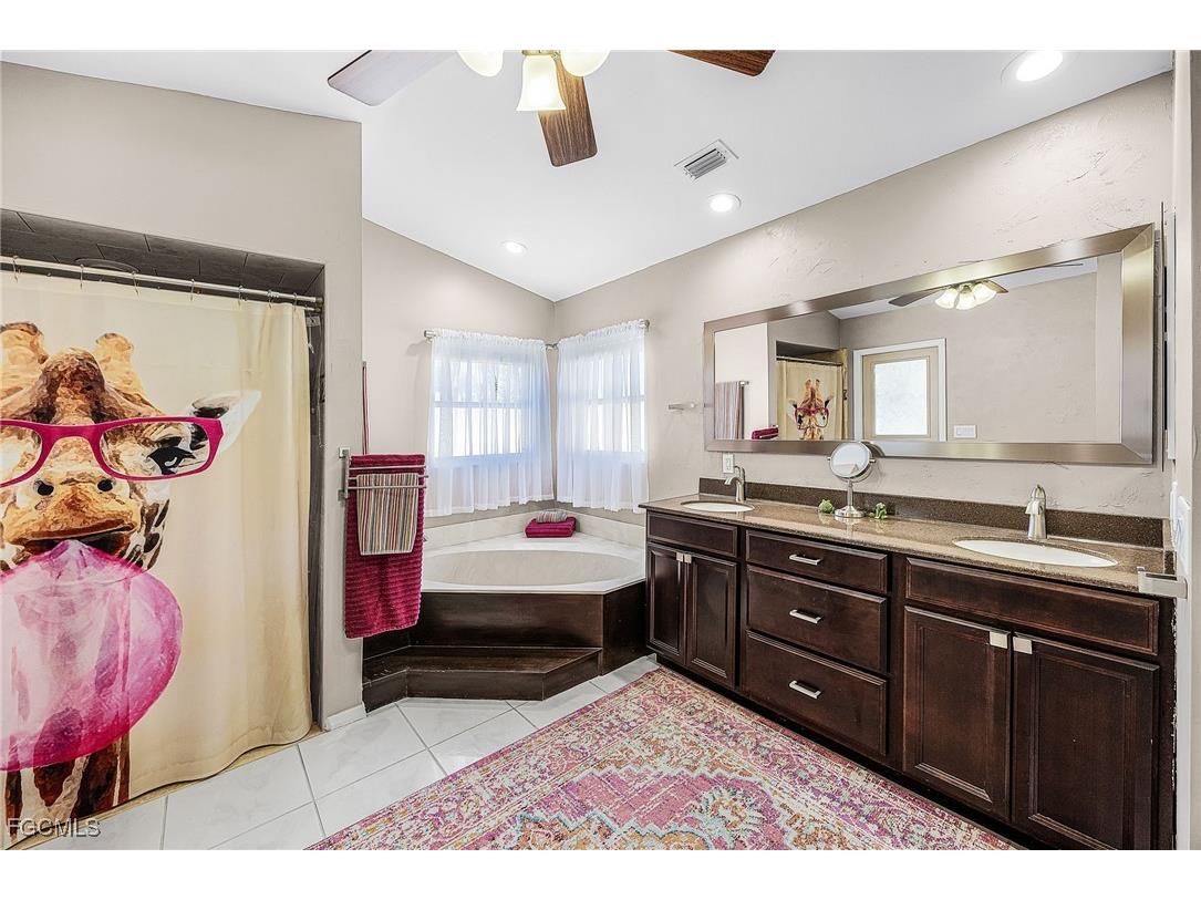 3714 Palm Tree Boulevard Cape Coral FL 33904 2025022458 image18