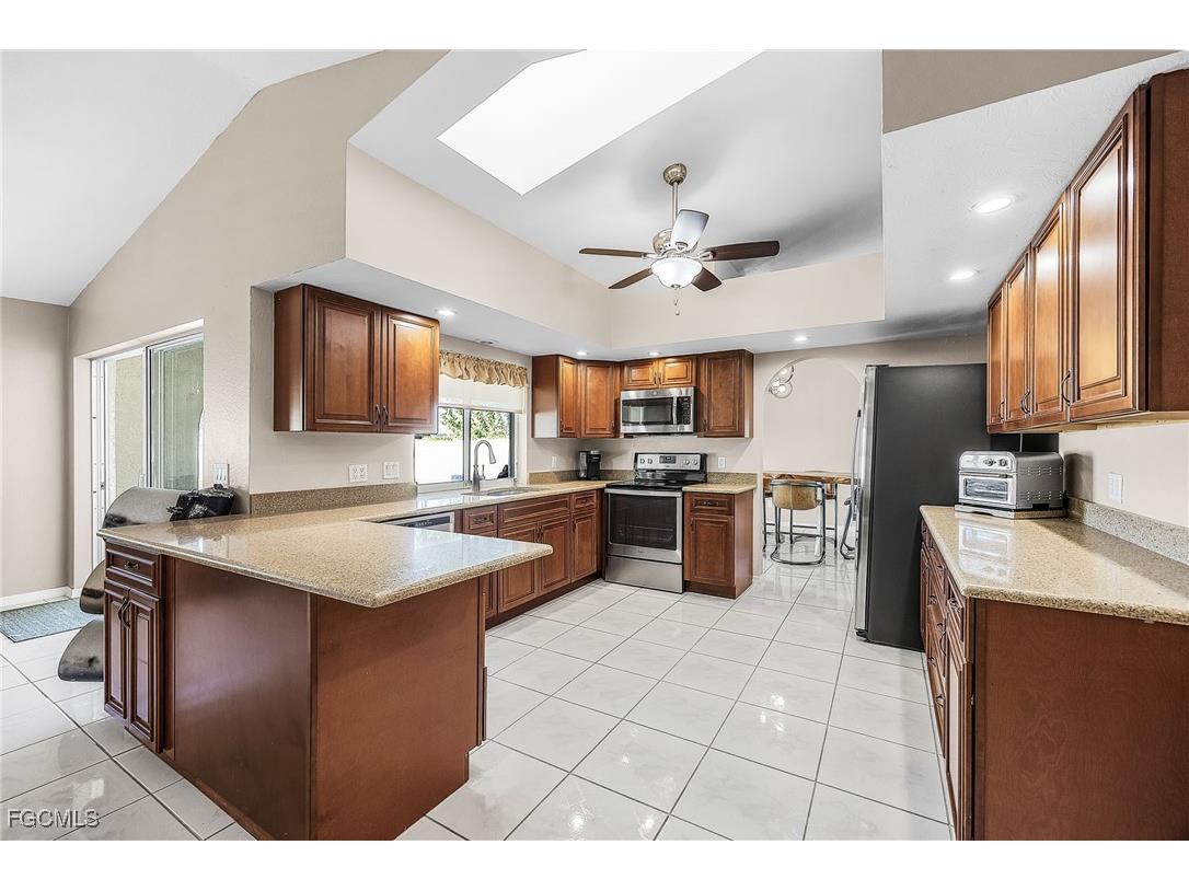 3714 Palm Tree Boulevard Cape Coral FL 33904 2025022458 image4