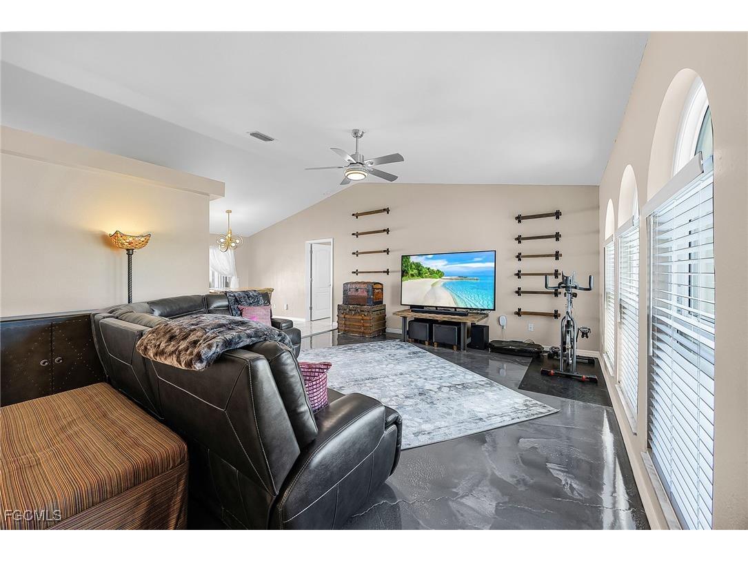 3714 Palm Tree Boulevard Cape Coral FL 33904 2025022458 image9