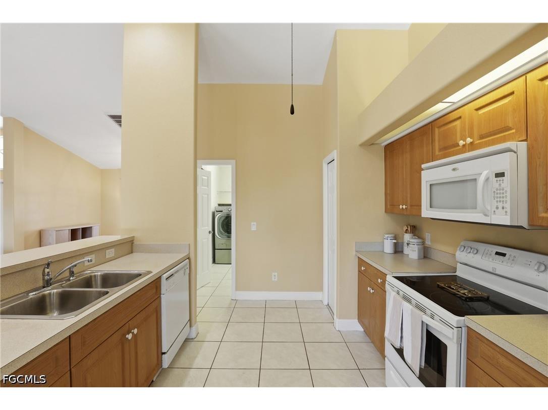 3715 Manatee Drive Saint James City FL 33956 2026013900 image10