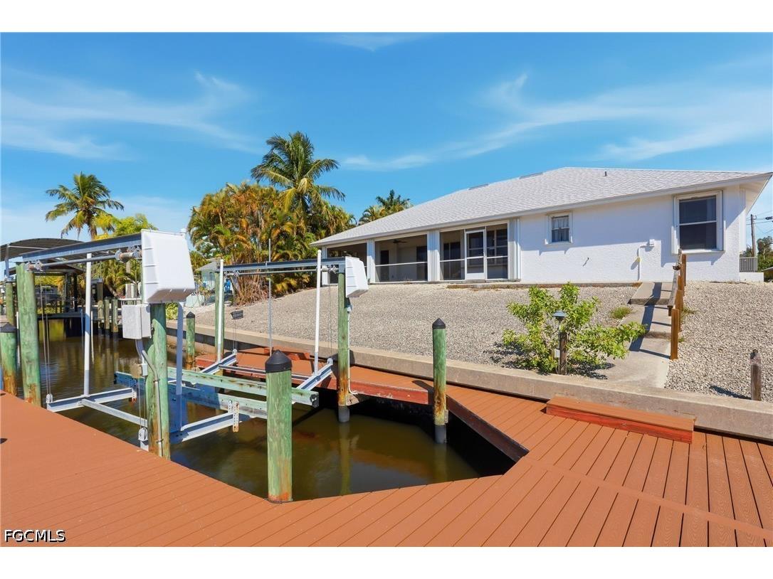 3715 Manatee Drive Saint James City FL 33956 2026013900 image26