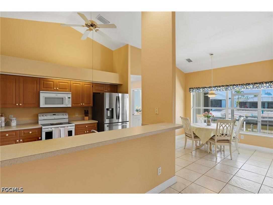 3715 Manatee Drive Saint James City FL 33956 2026013900 image8