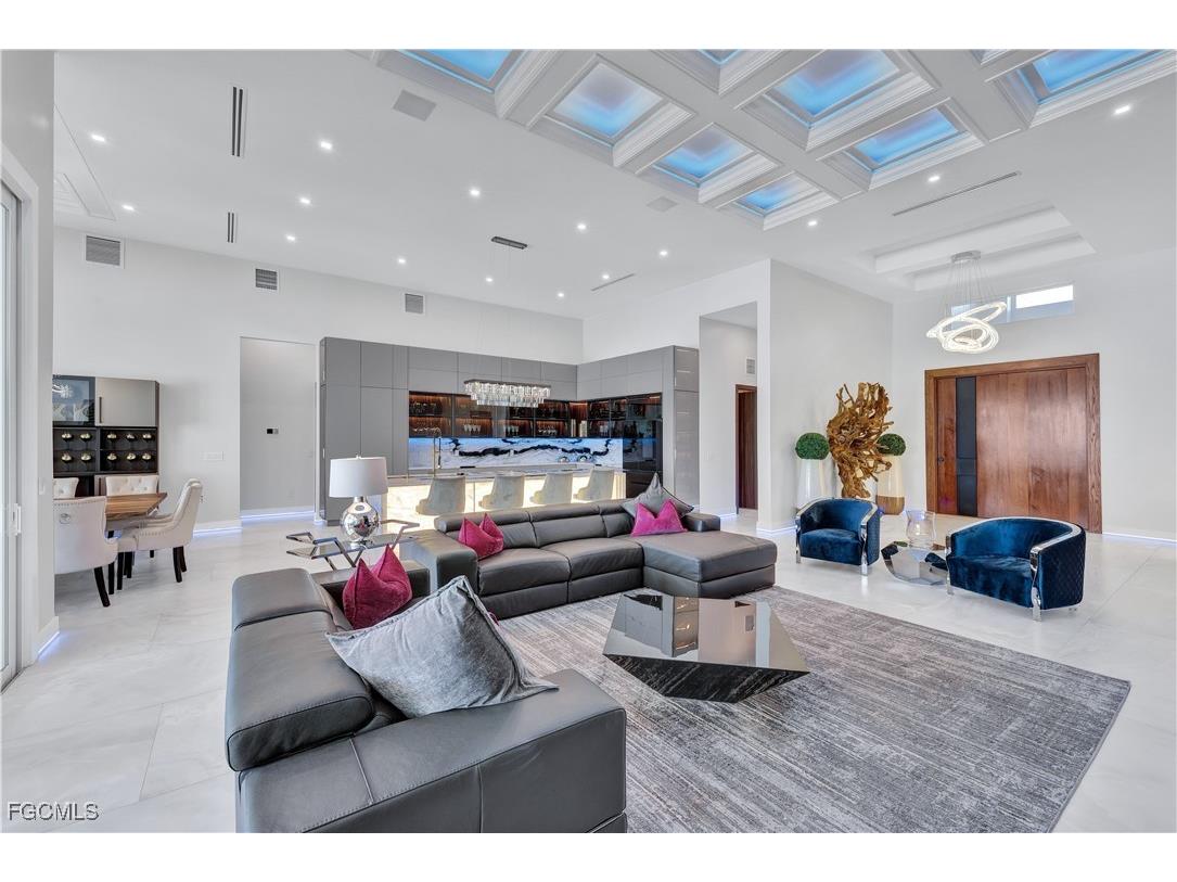 3715 SE 21st Place Cape Coral FL 33904 2025024628 image22