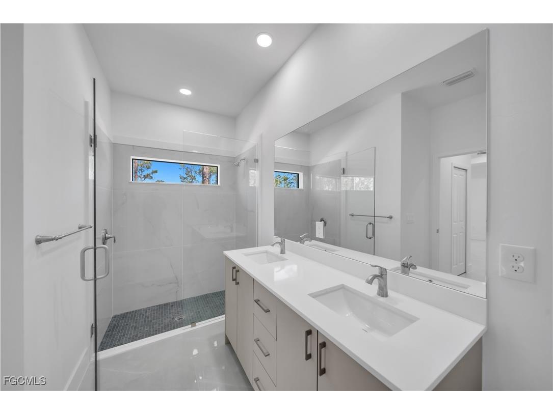 3715 Sunset Road Lehigh Acres FL 33971 2025001284 image11