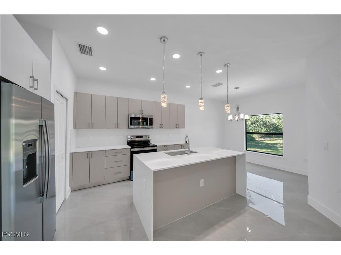 3715 Sunset Road Lehigh Acres FL 33971 2025001284 image22