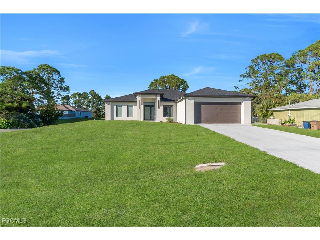 3716 10th Street SW Lehigh Acres FL 33976 2025018376 image2