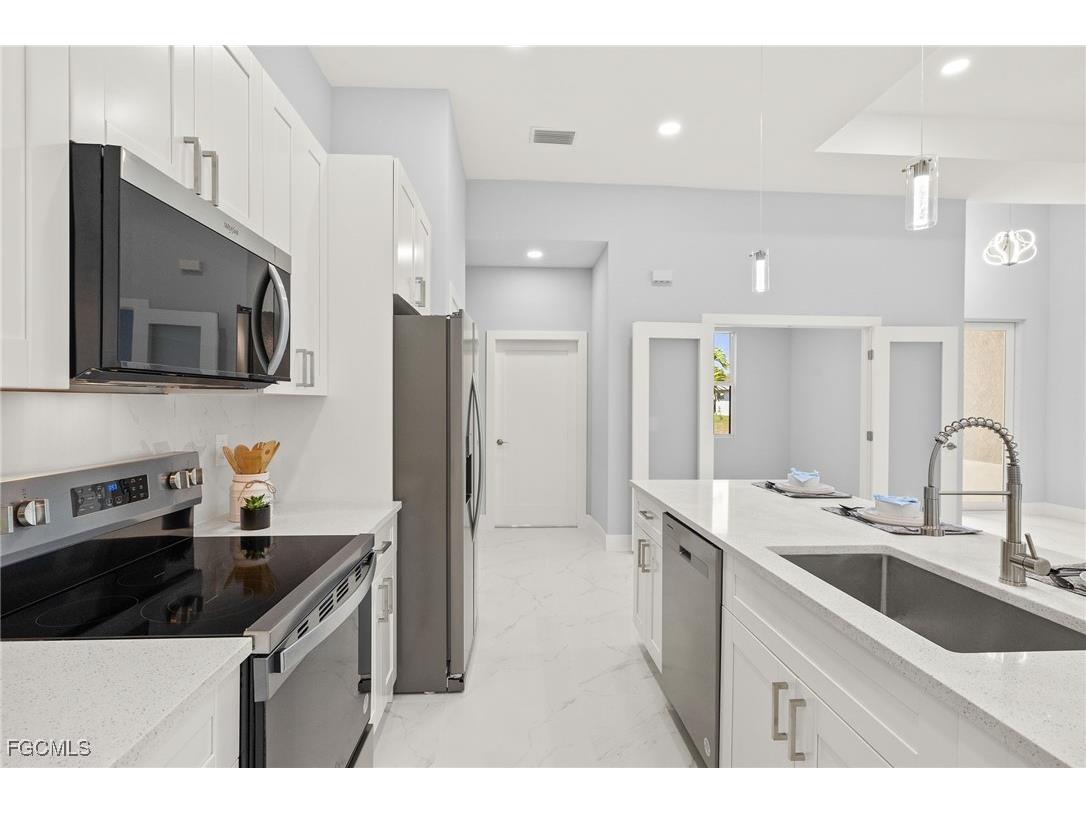 3716 14th Street W Lehigh Acres FL 33971 2025014528 image6