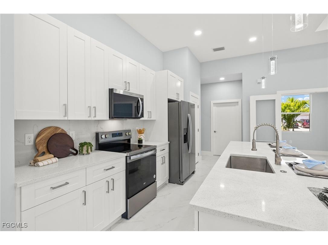 3716 14th Street W Lehigh Acres FL 33971 2025014528 image7