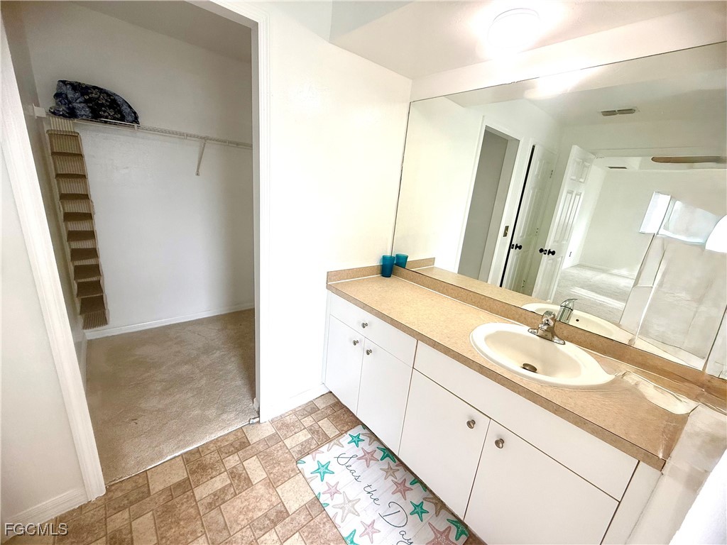 3716 5th Street SW Lehigh Acres FL 33976 2025012161 image8