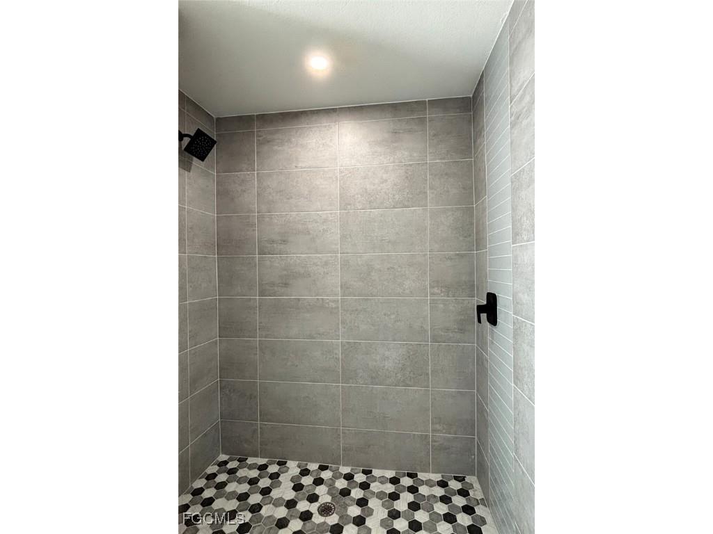 3716 NE 15th Avenue Cape Coral FL 33909 2025023328 image12