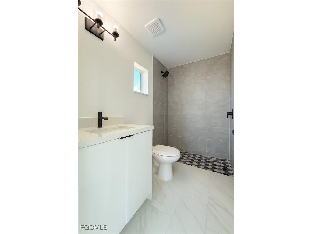 3716 NE 15th Avenue Cape Coral FL 33909 2025023328 image17