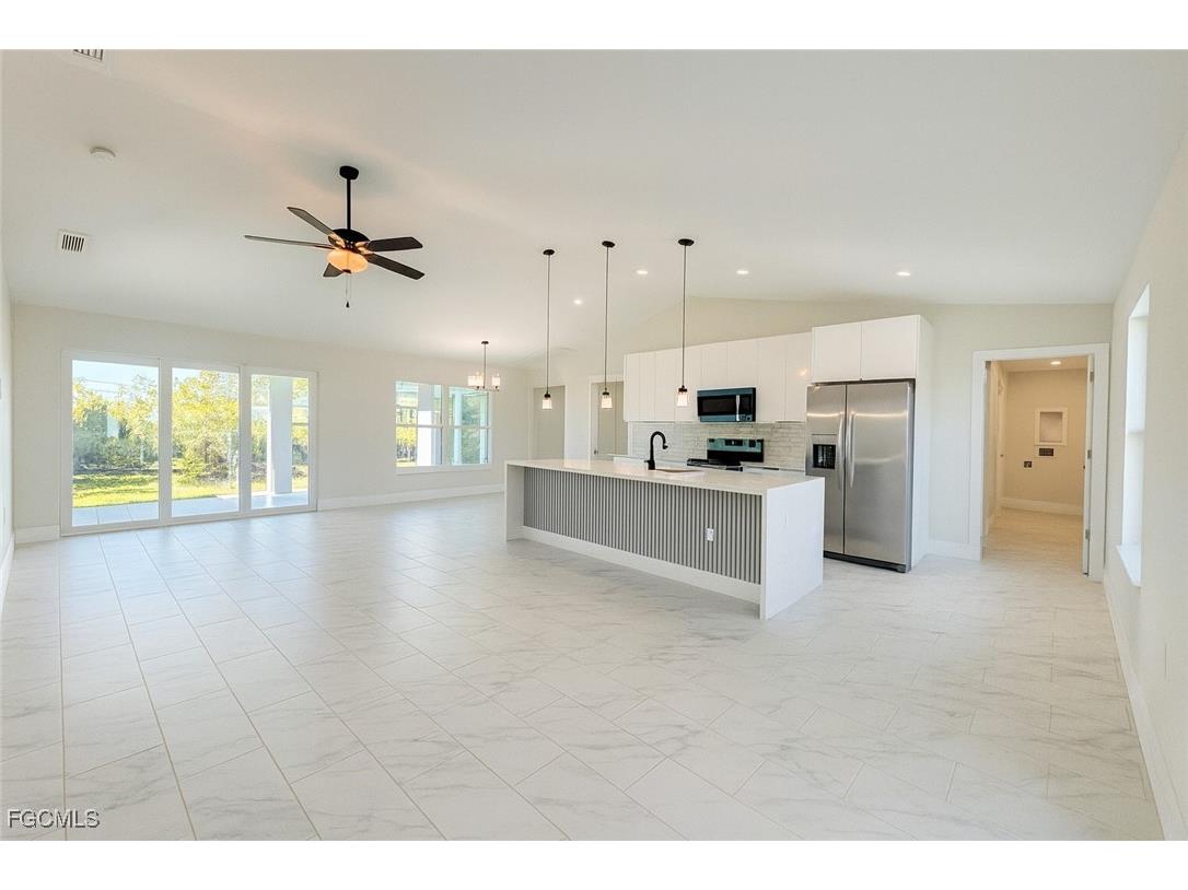 3716 NE 15th Avenue Cape Coral FL 33909 2025023328 image4