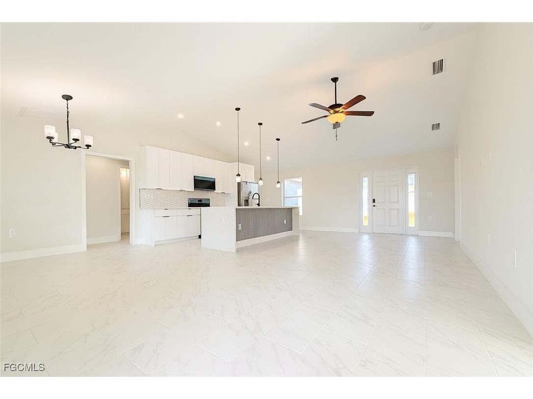 3716 NE 15th Avenue Cape Coral FL 33909 2025023328 image7