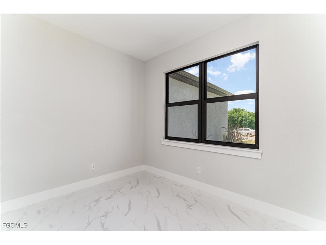 3717 4th Street SW Lehigh Acres FL 33976 2025007300 image10